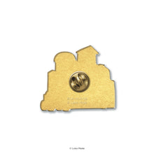 Load image into Gallery viewer, Loka Pin 'A Famosa' - Enamel Pin
