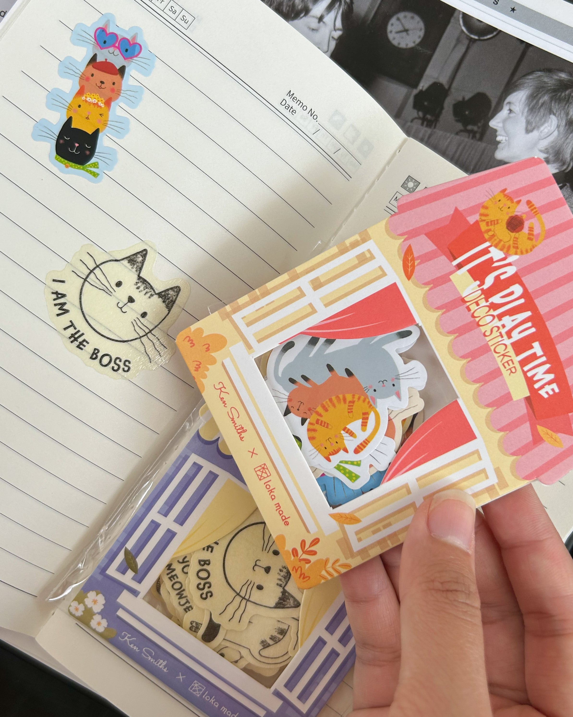 Ken Smiths x Loka Made 'It's Cozy Time' - Deco Sticker