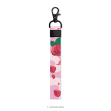 Load image into Gallery viewer, Ikat Tepi &#39;Sirap Bandung&#39; - Short Lanyard with Shaker Keychain
